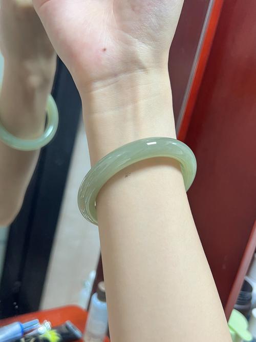 本命年戴啥鐲子