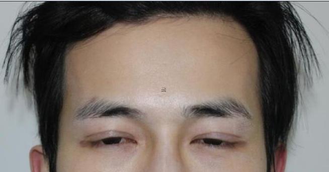 眼白多眼珠小得面相